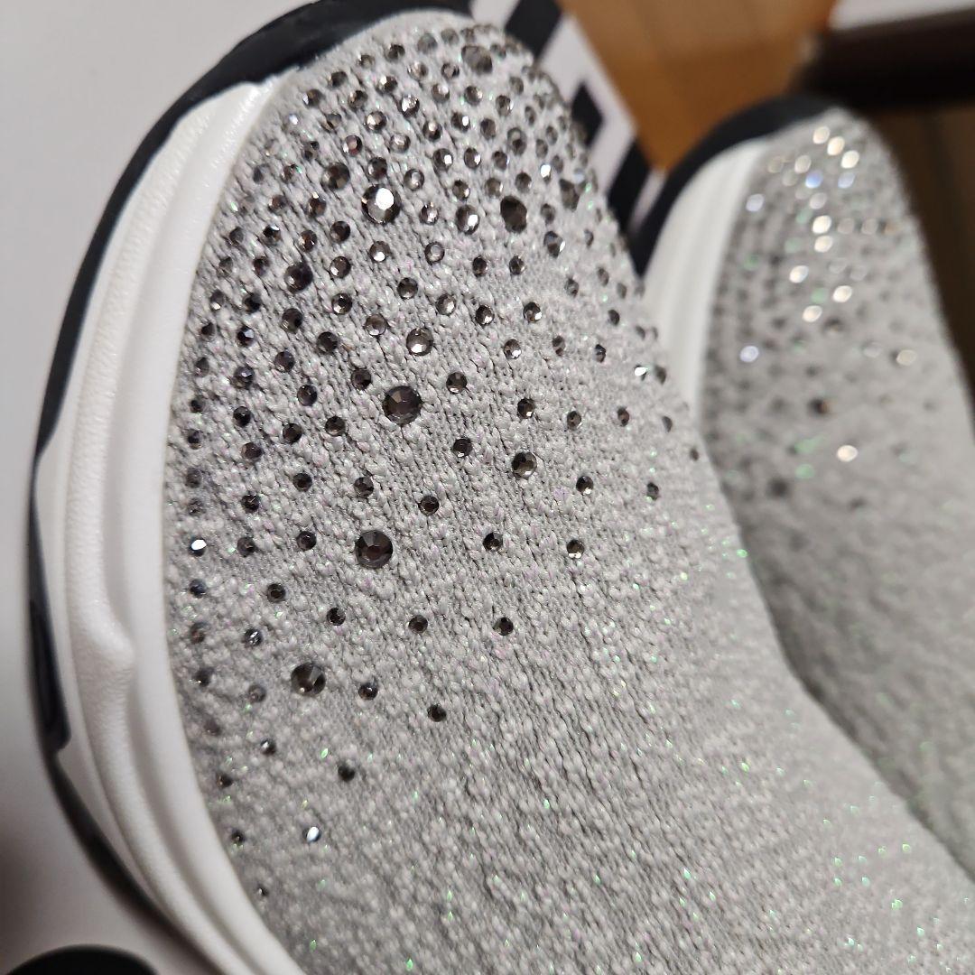 スタッカート ラインストーンスリッポンスニーカー