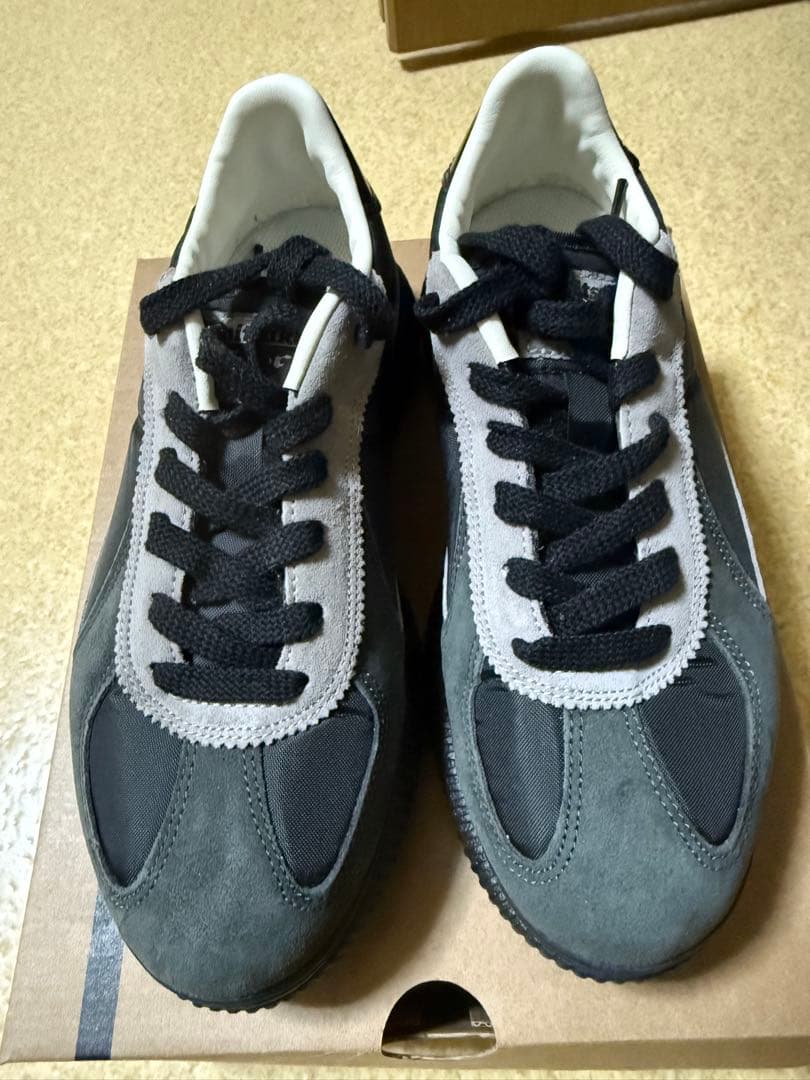 Onitsuka Tiger グレー/ブラック スニーカー