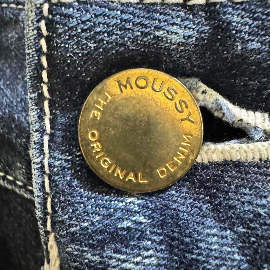 【美品】マウジー ストレッチ入り ローライズ スキニーデニムパンツ