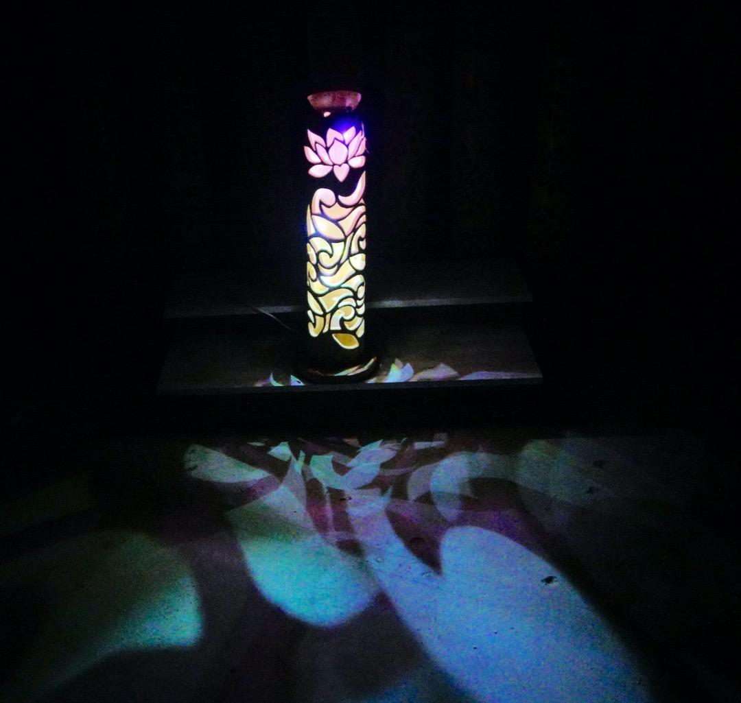 癒しの竹灯り　〜〜華の影〜〜　その日の気分で２つの美しさが楽しめる