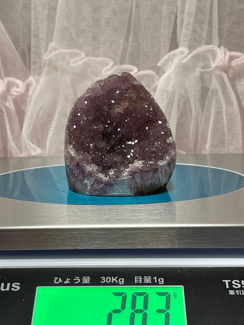 原石 天然石　浄化　ウルグアイ産 アメジスト 赤色　水晶クラスター　⑦