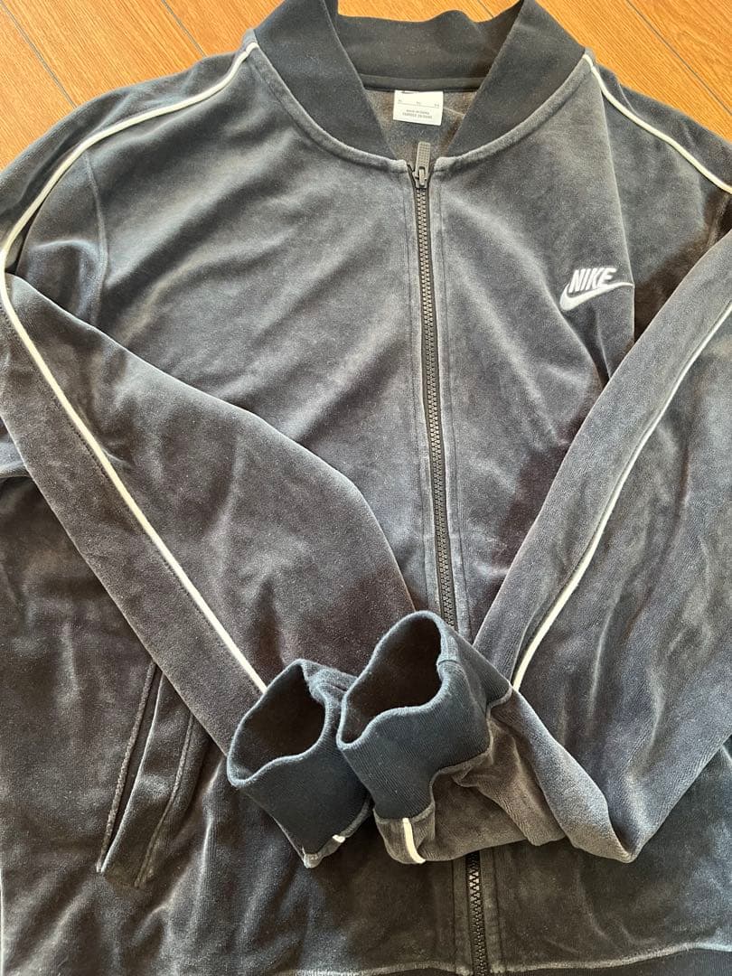 Nike ベロアセットアップ