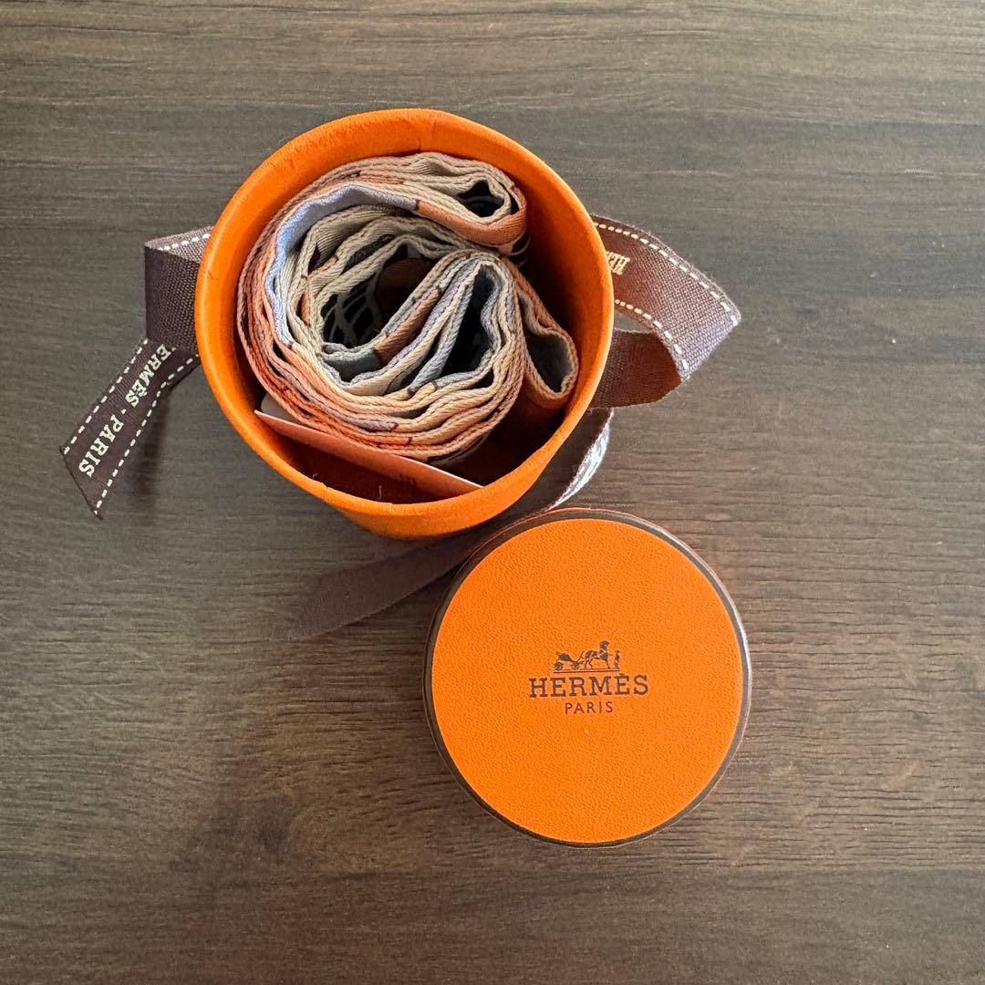 美品 HERMES エルメス ツイリー カヴァリエ・アン・フォルム