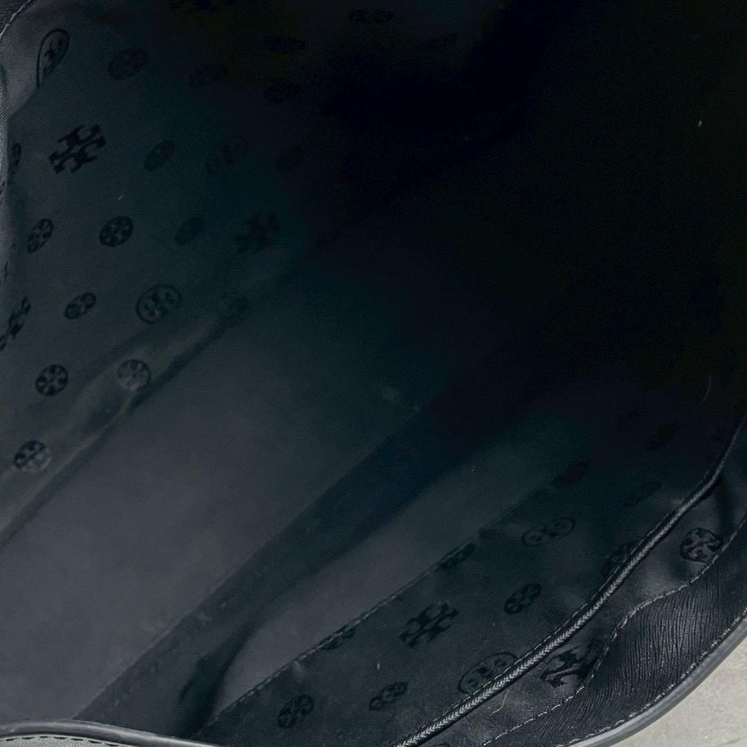 美品✨A4可 トリーバーチ トートバッグ オールレザー 肩掛け ロゴ金具 黒