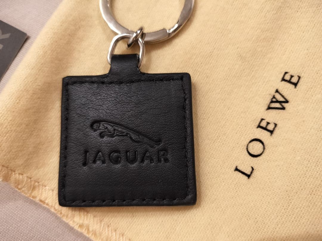 JAGUAR LOEWE レザーキーホルダー