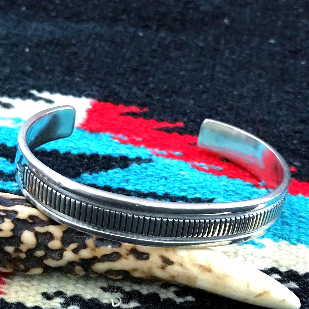 Indian Jewelry ブルースモーガン　　　シルバーバングル　　②