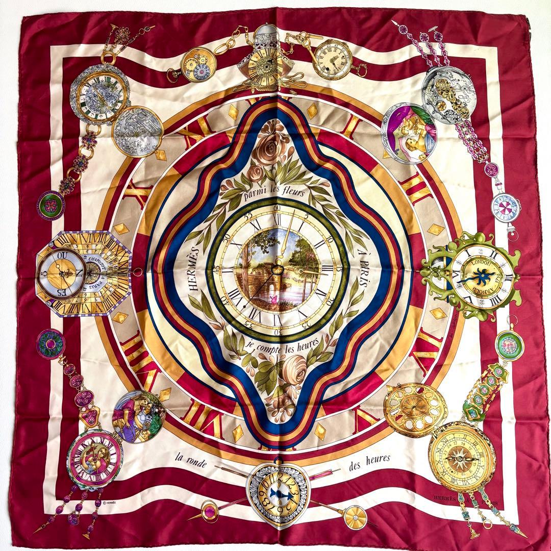 エルメス　カレ90スカーフ　時の輪舞　花の中で過ごす時間