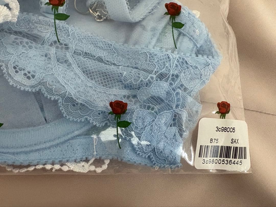 B75 【完売レア】オーロラジュエルマーメイドブラ＆Tバック＆チョーカー/水色