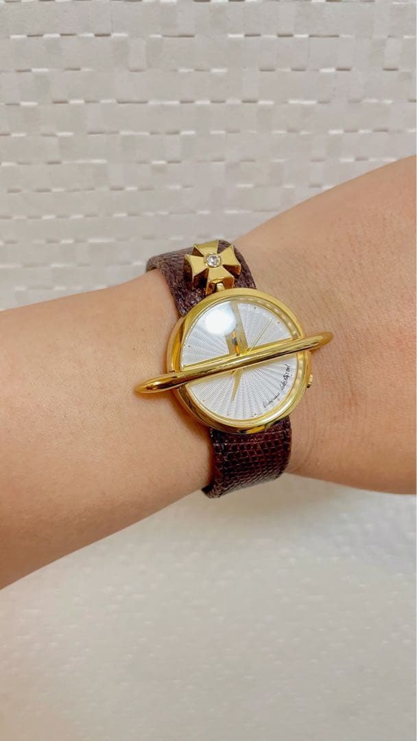 Vivienne Westwood 腕時計 オーブ