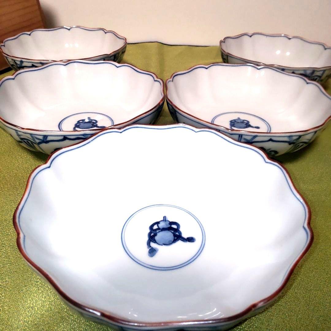 九谷焼　香祥窯　染付　宝尽くし 小鉢 中皿　 八角皿 輪花 手描き 未使用品