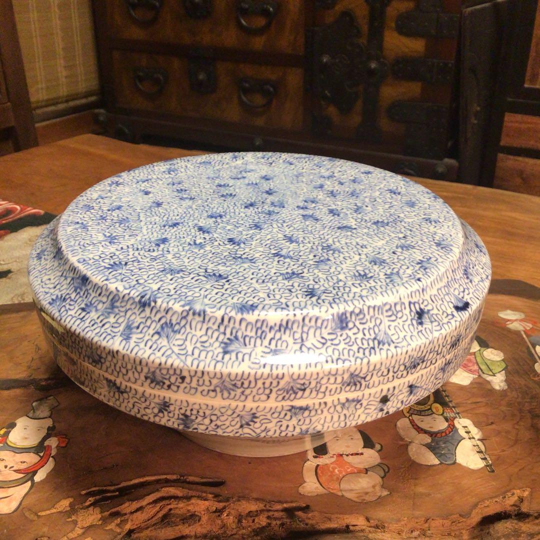 A895 古伊万里　染付　　微塵唐草　　蓋物