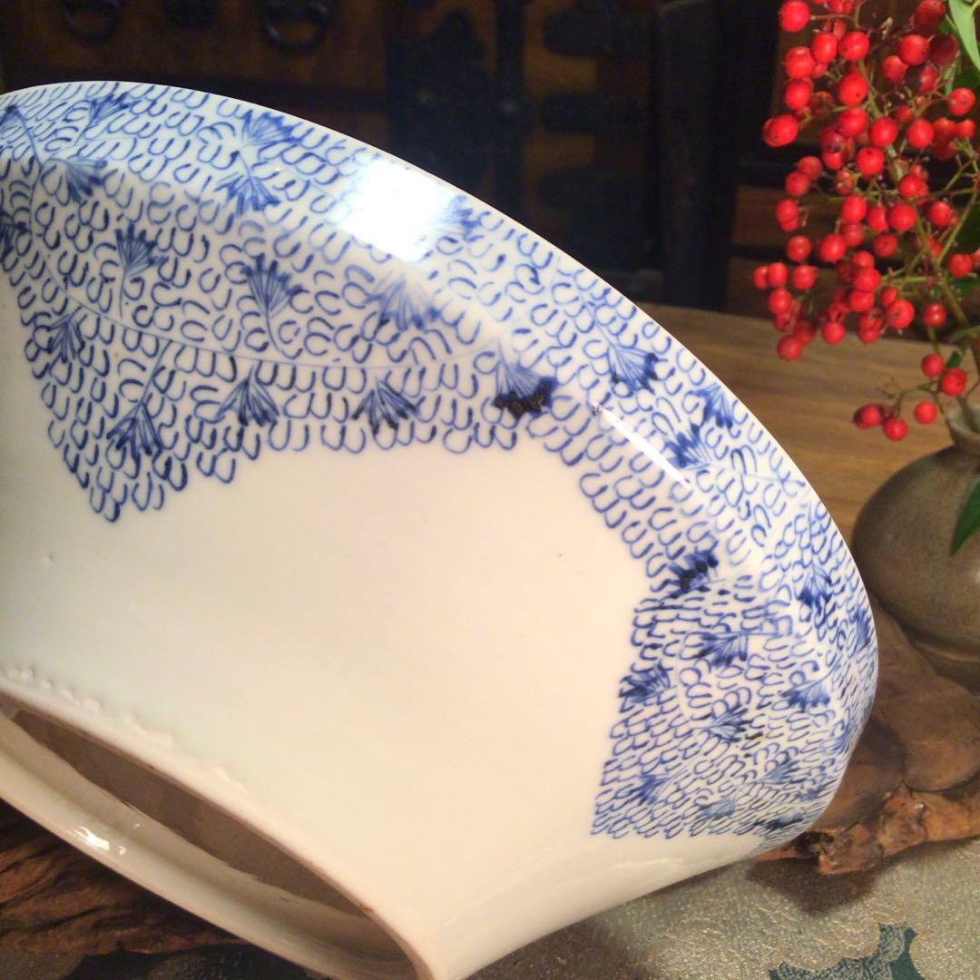 A895 古伊万里　染付　　微塵唐草　　蓋物