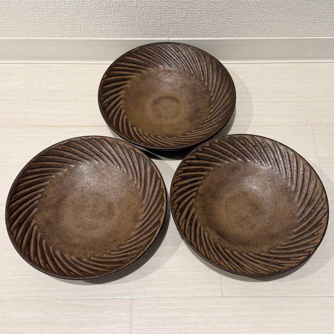 新品 作家 小澤基晴 ブロンズ ぐるぐる 8寸皿 3枚