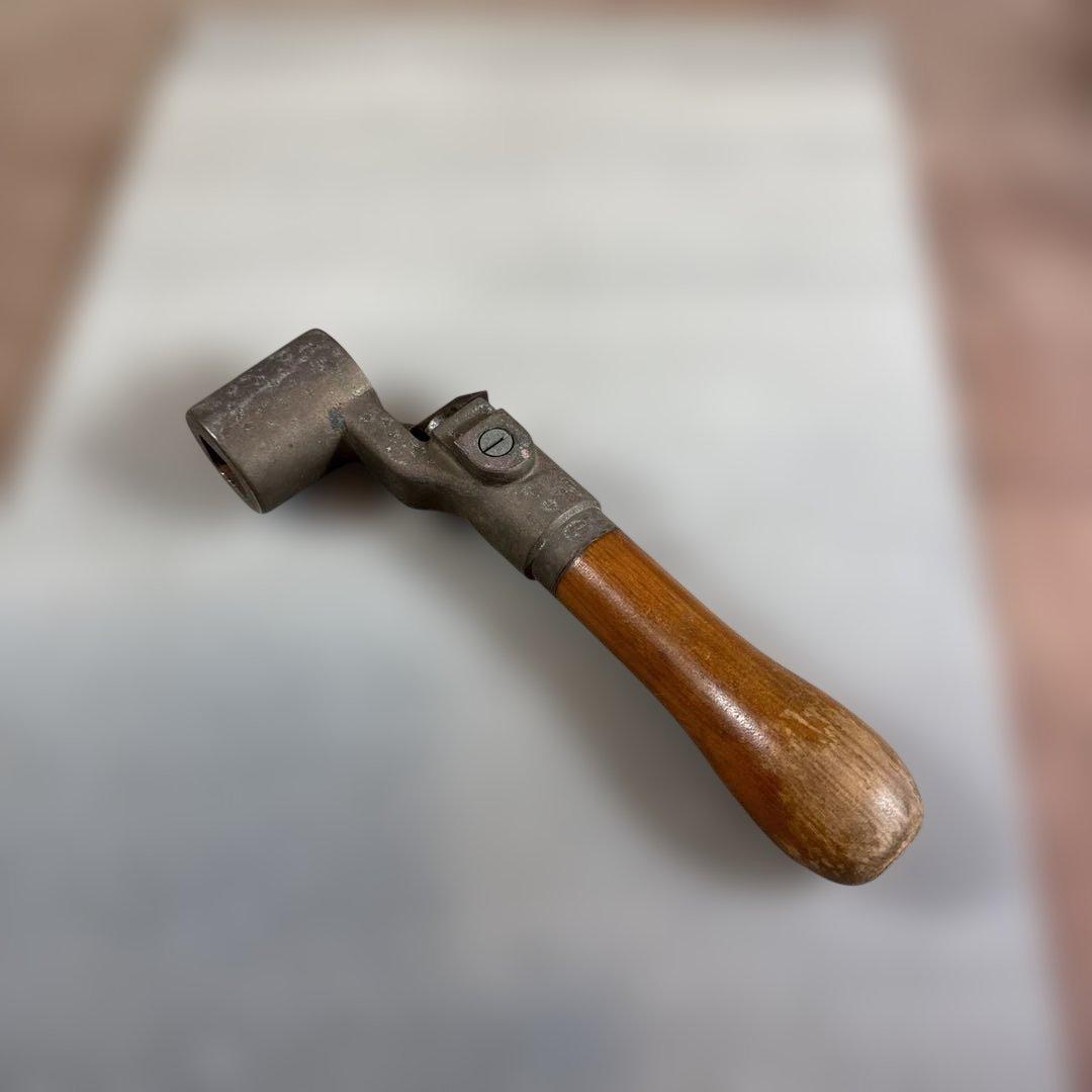 ろ*す様 激レア　鉄道用　木製ブレーキ用ハンドル　使用感有り