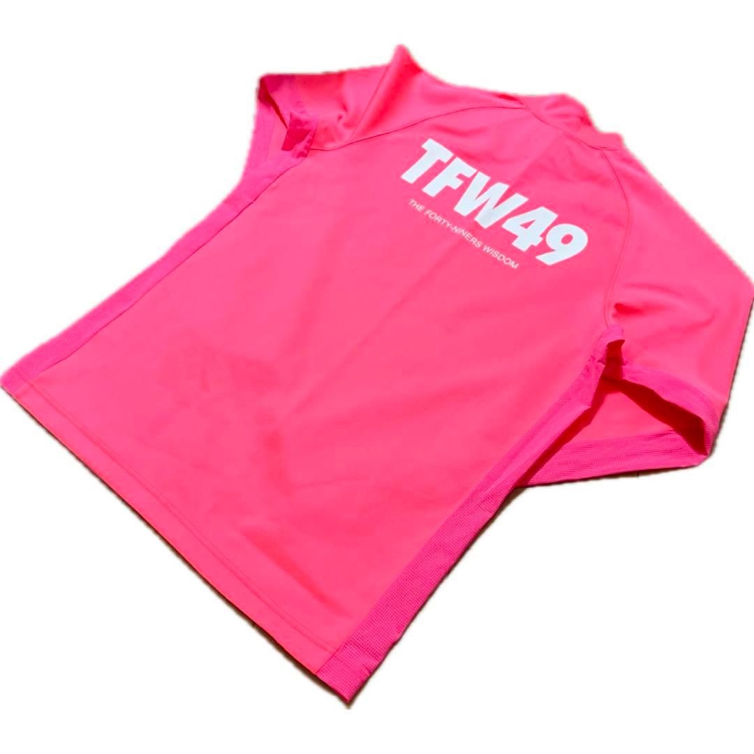TFW49 モックネック 長袖 ネオンピンク