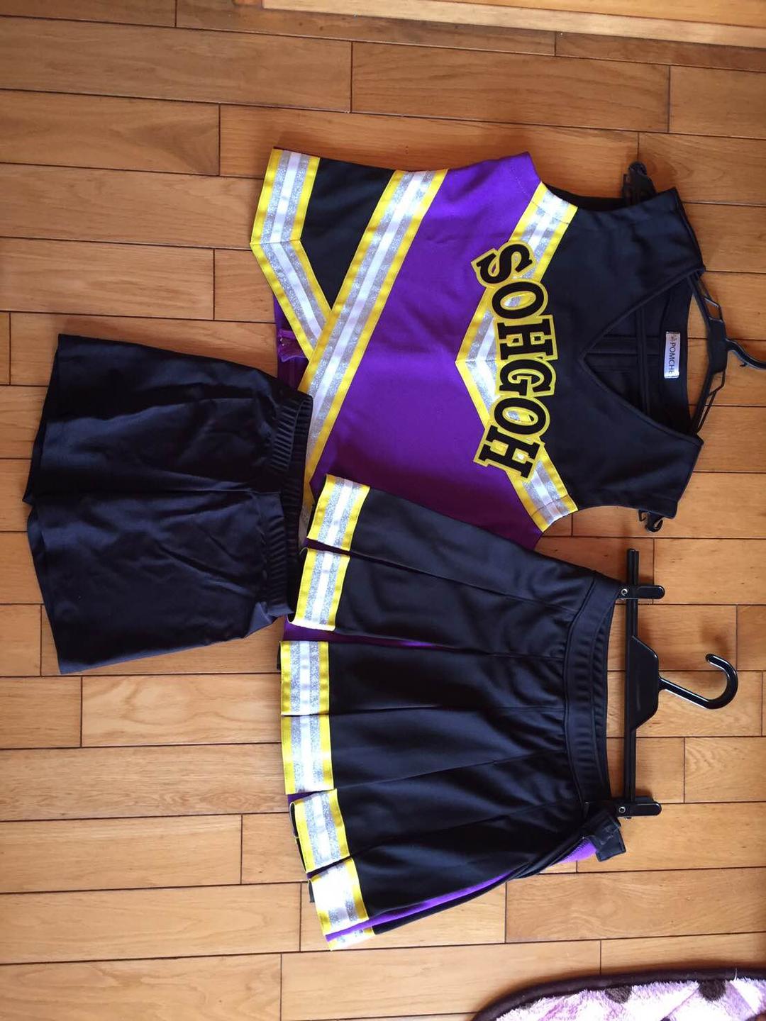 チアリーディング