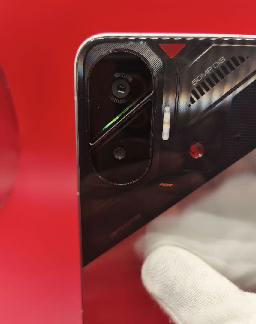 【美品】Xiaomi POCO F7 12GB+256GB 国内版Simフリー