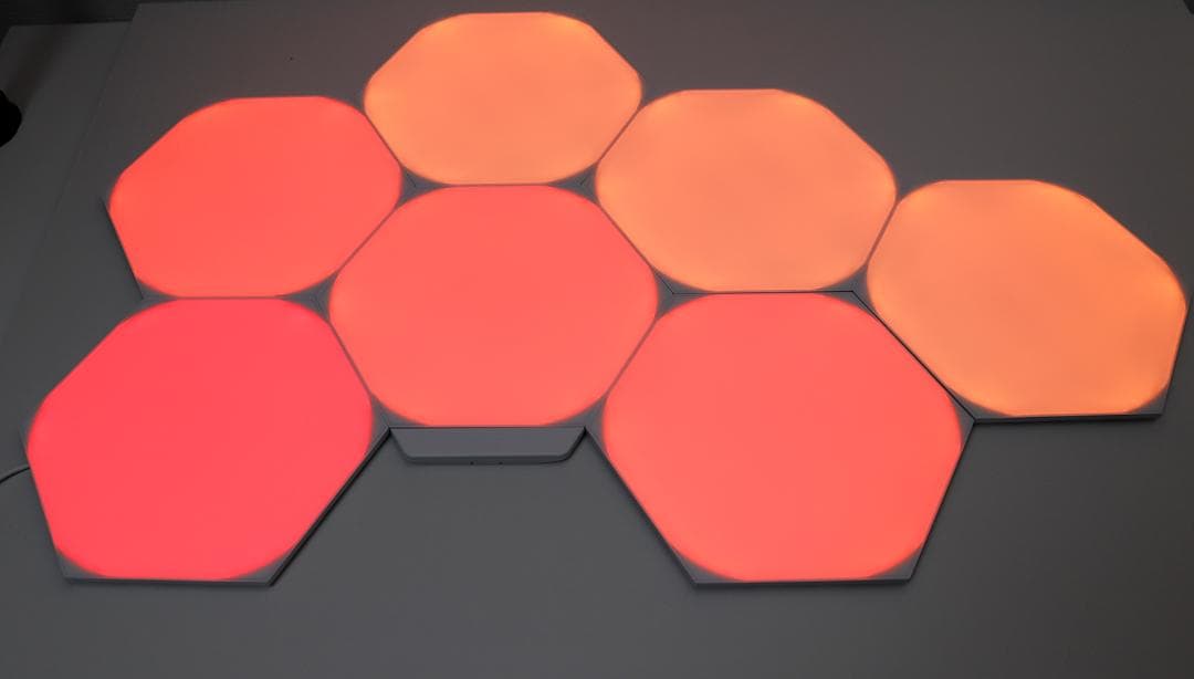 Nanoleaf Shapes Hexagons スターターパック 7枚入り
