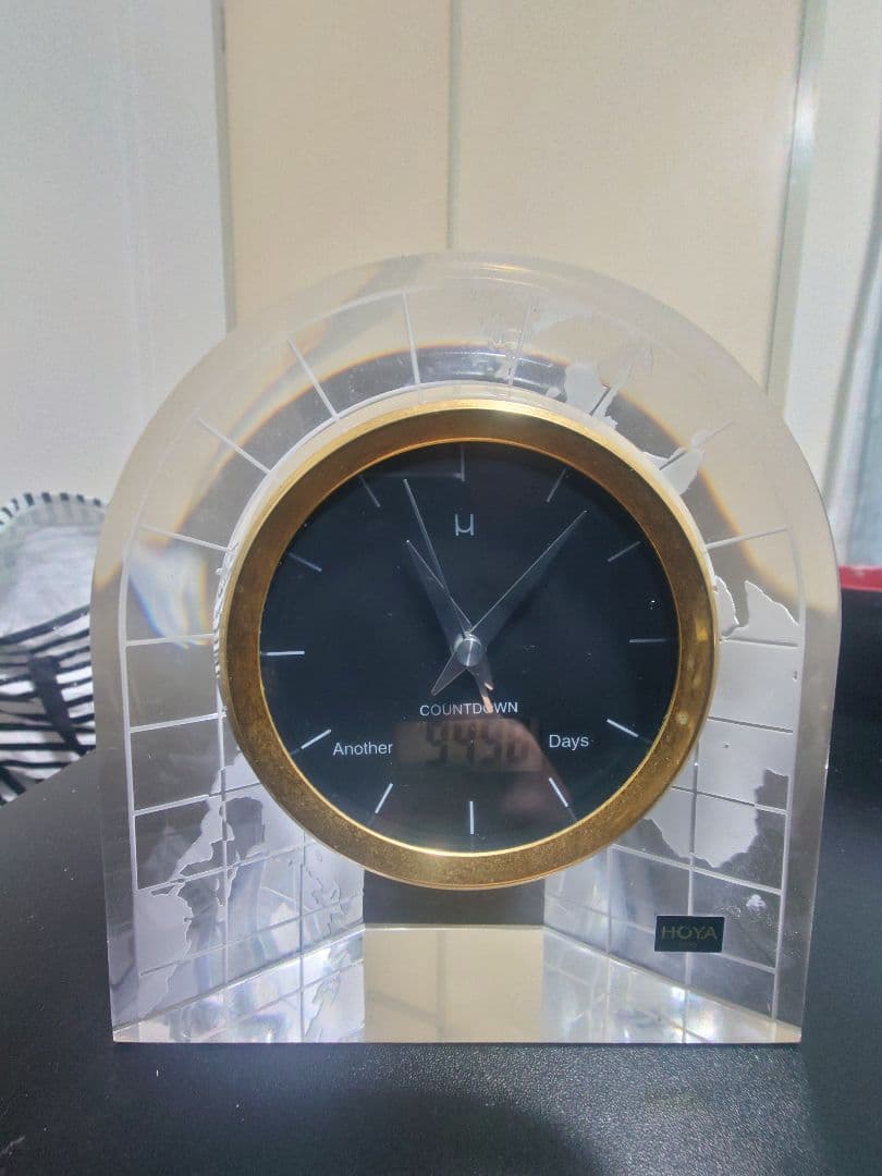 HOYAクリスタル クリスタルガラス 置時計 水晶電子時計
