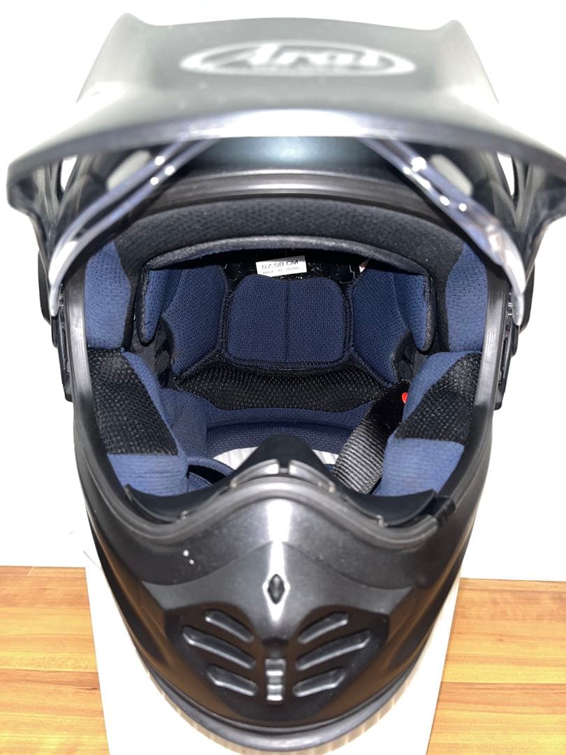 【中古美品】Arai ツアークロスⅤ 2024年製