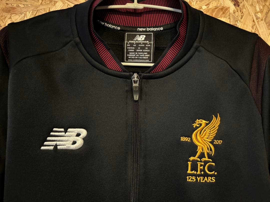 New Balance リヴァプール 125周年 トラックジャケット 2017