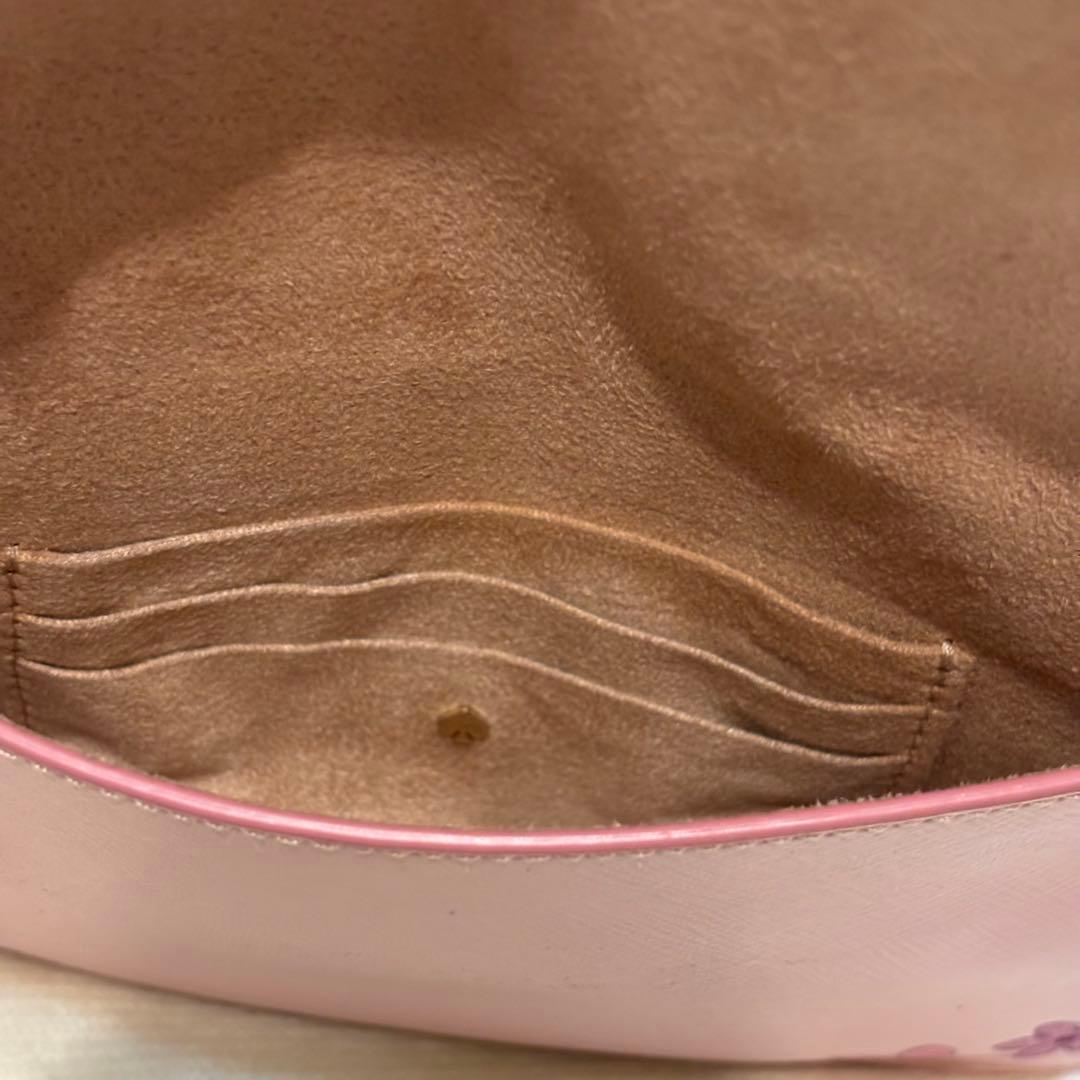 いちご【ハワイ限定】ケイトスペード パスポートケース