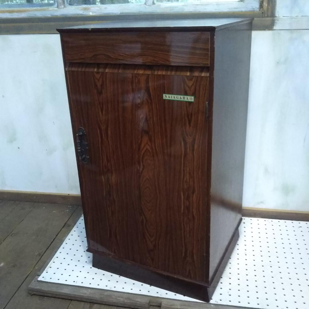 昭和レトロ　レコードラック　キャビネット　NAIAGARA製 アンティーク