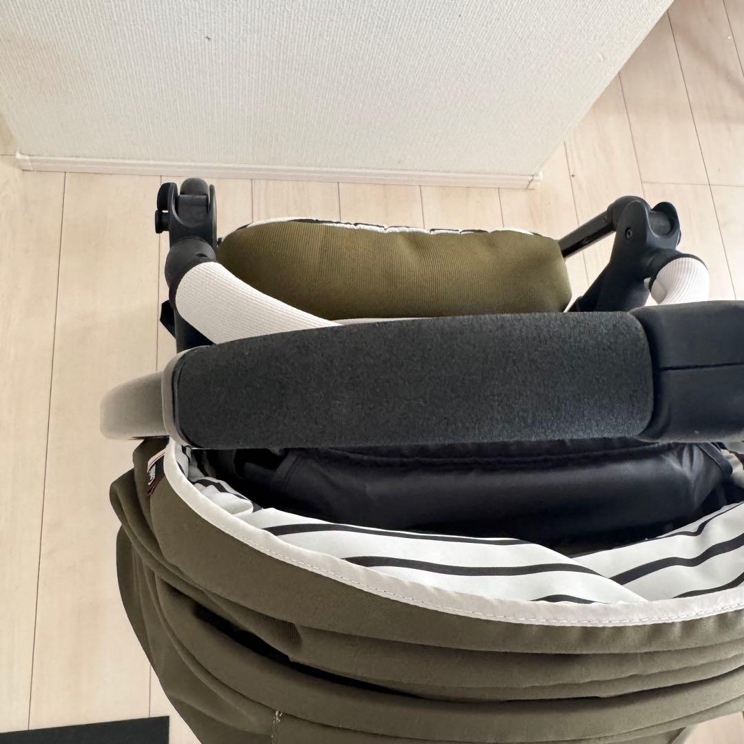 【極美品】Combi ベビーカー メチャカルハンディ α エッグショック