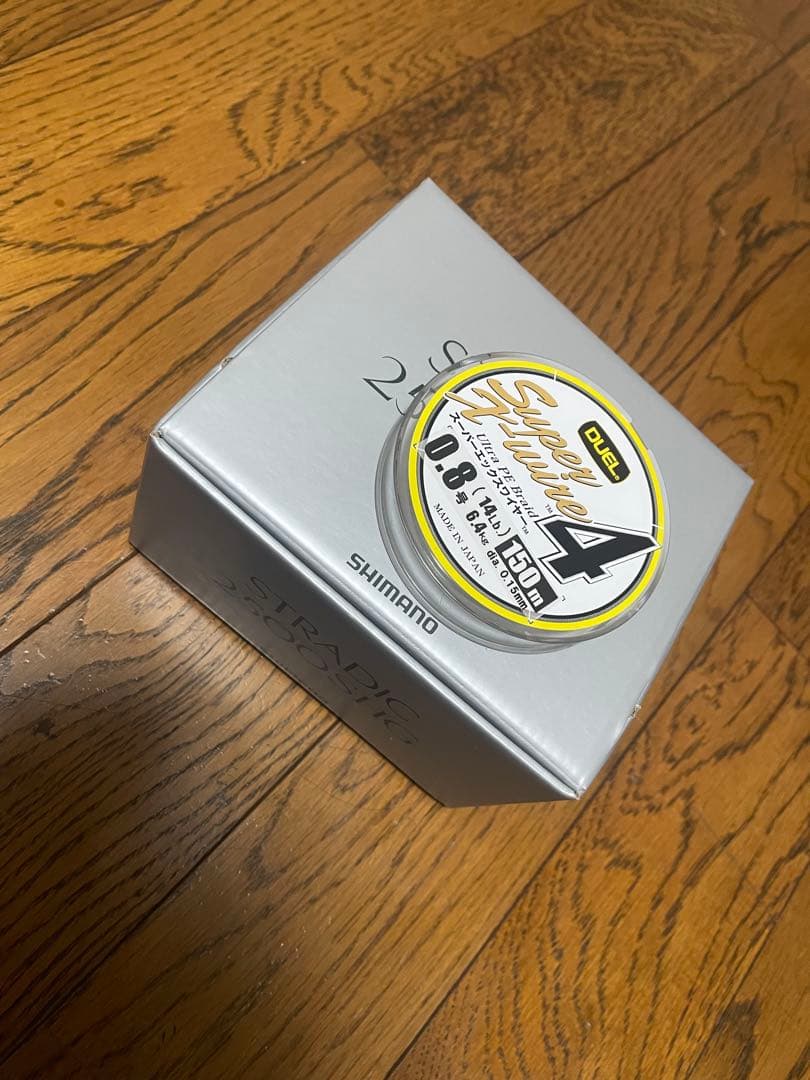 シマノ 23 ストラディック 2500SHG 新品　ゴメクサスノブ　ライン付