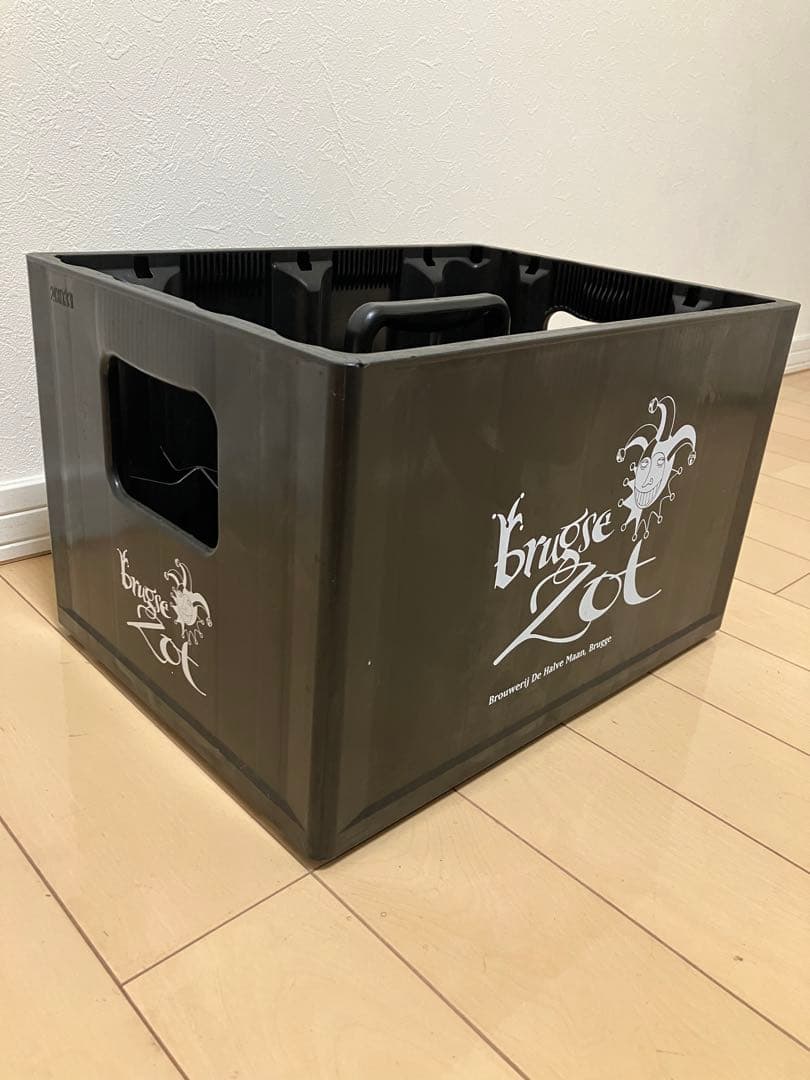 ビールケース コンテナ　Brugse Zot ベルギービール