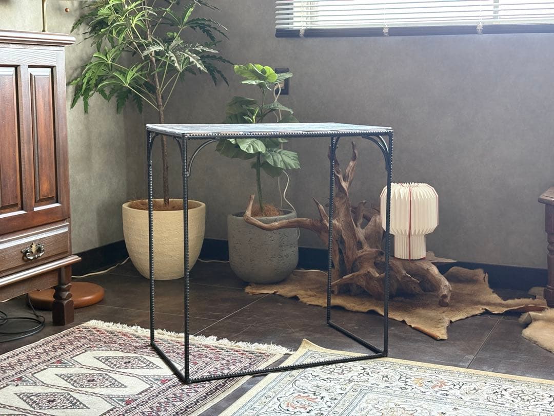 ③アイアン　サイドテーブル　ディスプレイ家具　モダン　シンプル　IZ
