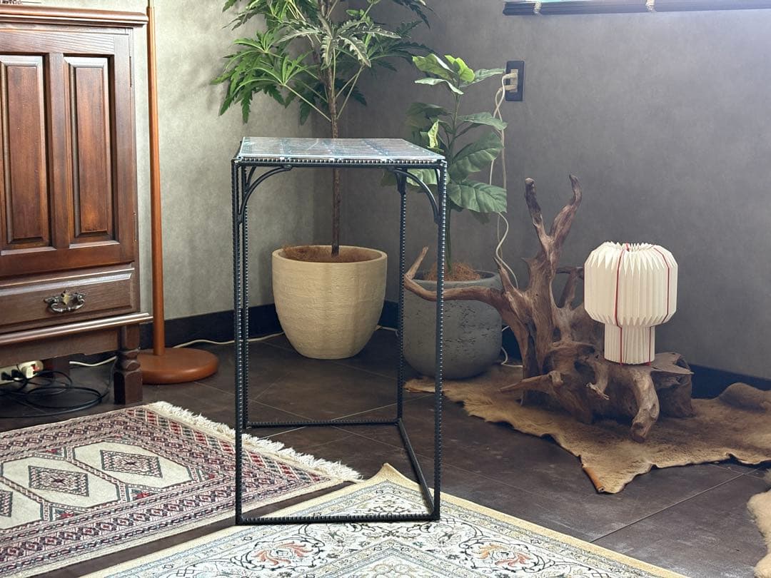 ③アイアン　サイドテーブル　ディスプレイ家具　モダン　シンプル　IZ