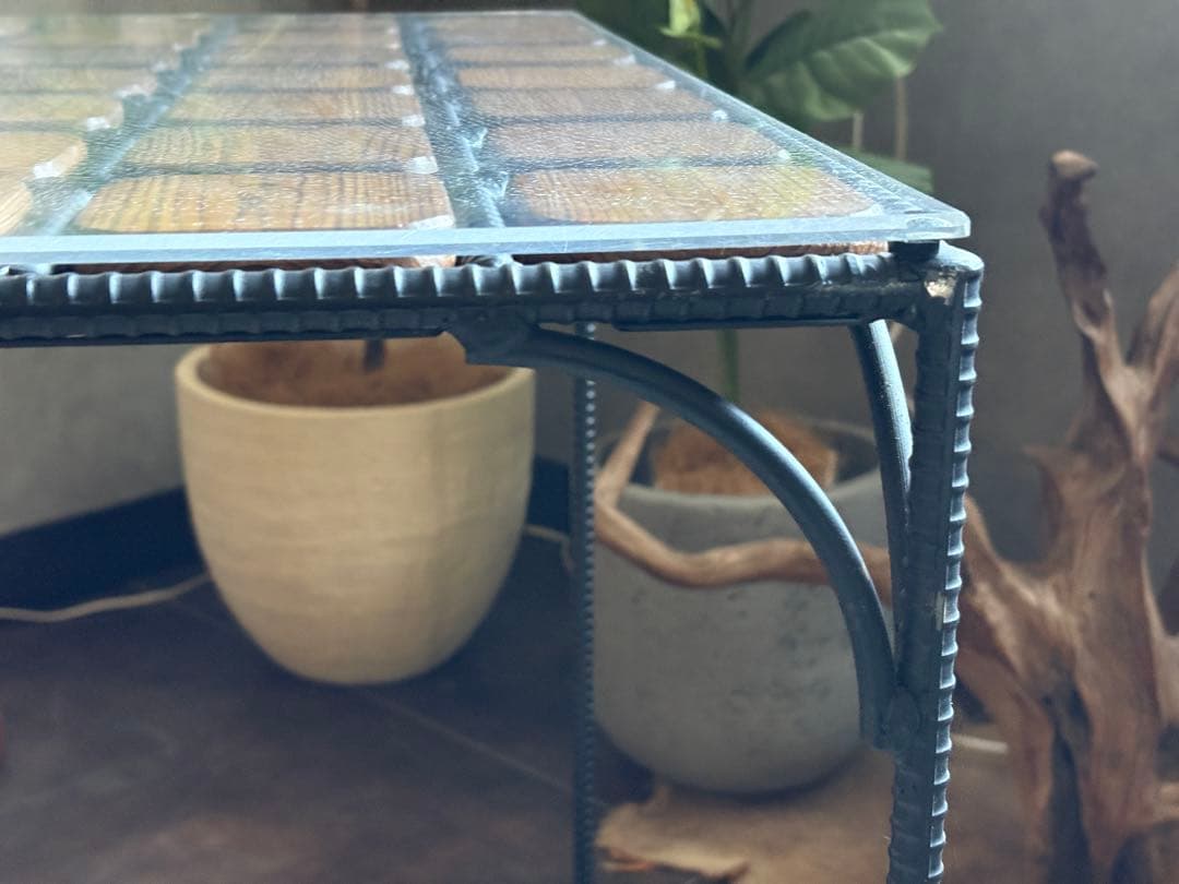 ③アイアン　サイドテーブル　ディスプレイ家具　モダン　シンプル　IZ