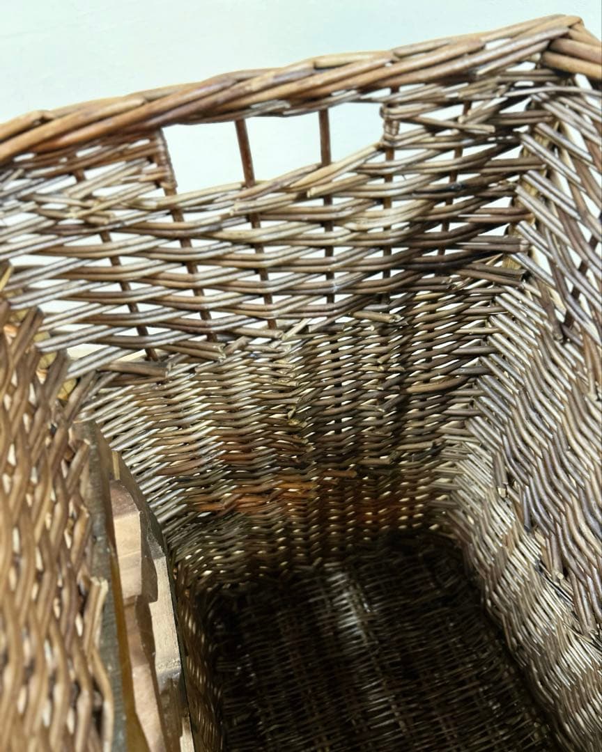 20世紀中頃　柳編み 収納かご バスケット 木彫装飾 鳥 手編み ウィロー　藤