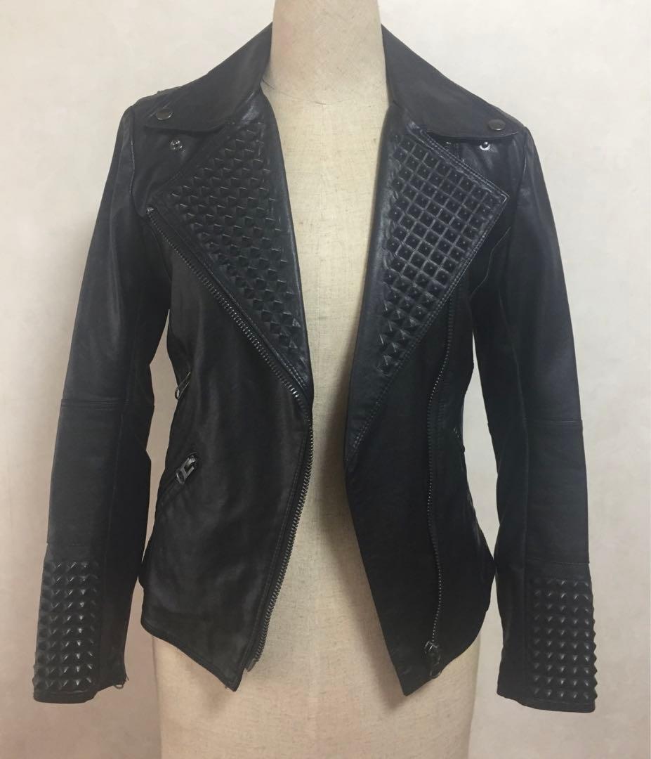 レザージャケット　本革　リアルレザー　スタッズ黒
