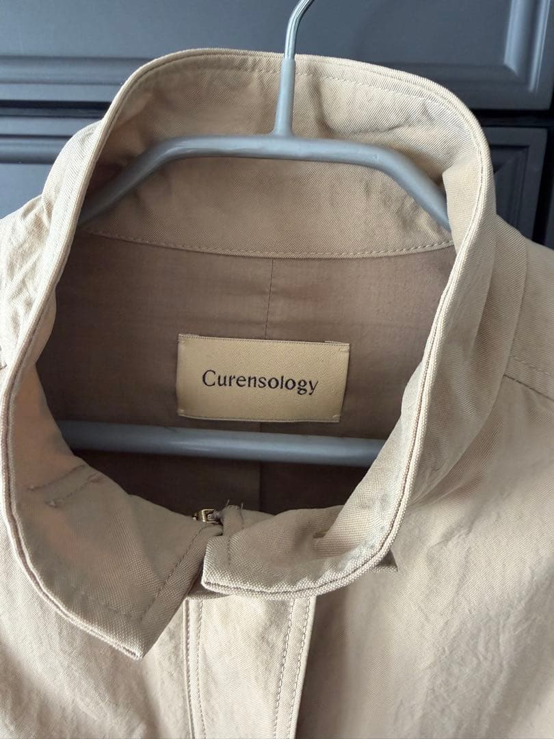 カレンソロジー ミリタリー2wayブルゾン　ベージュ　美品