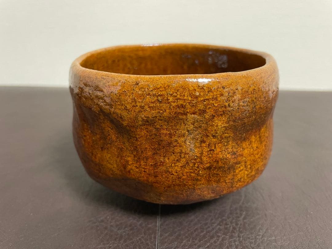 大樋年郎　十代大樋長左衛門　茶碗　飴釉　共箱　共布　栞　茶道具