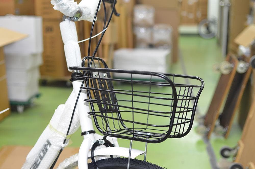 在庫処分 折りたたみ自転車 6段変速２６インチ ミニベロ ママチャリカゴ付【白