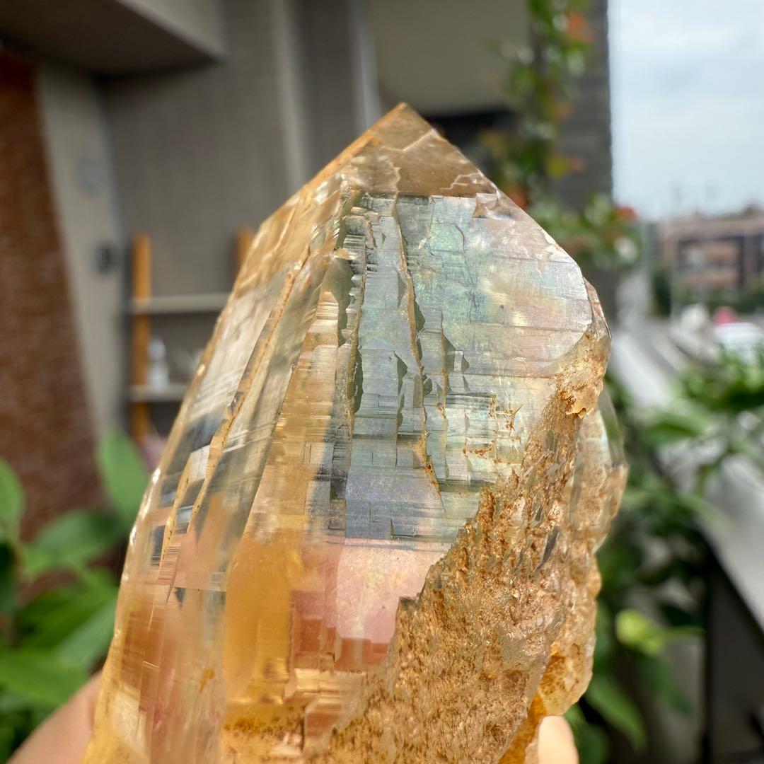 ヒマラヤ水晶　ゴールデンヒーラー 114g 専用台座付き　成長線　接合線 原石④