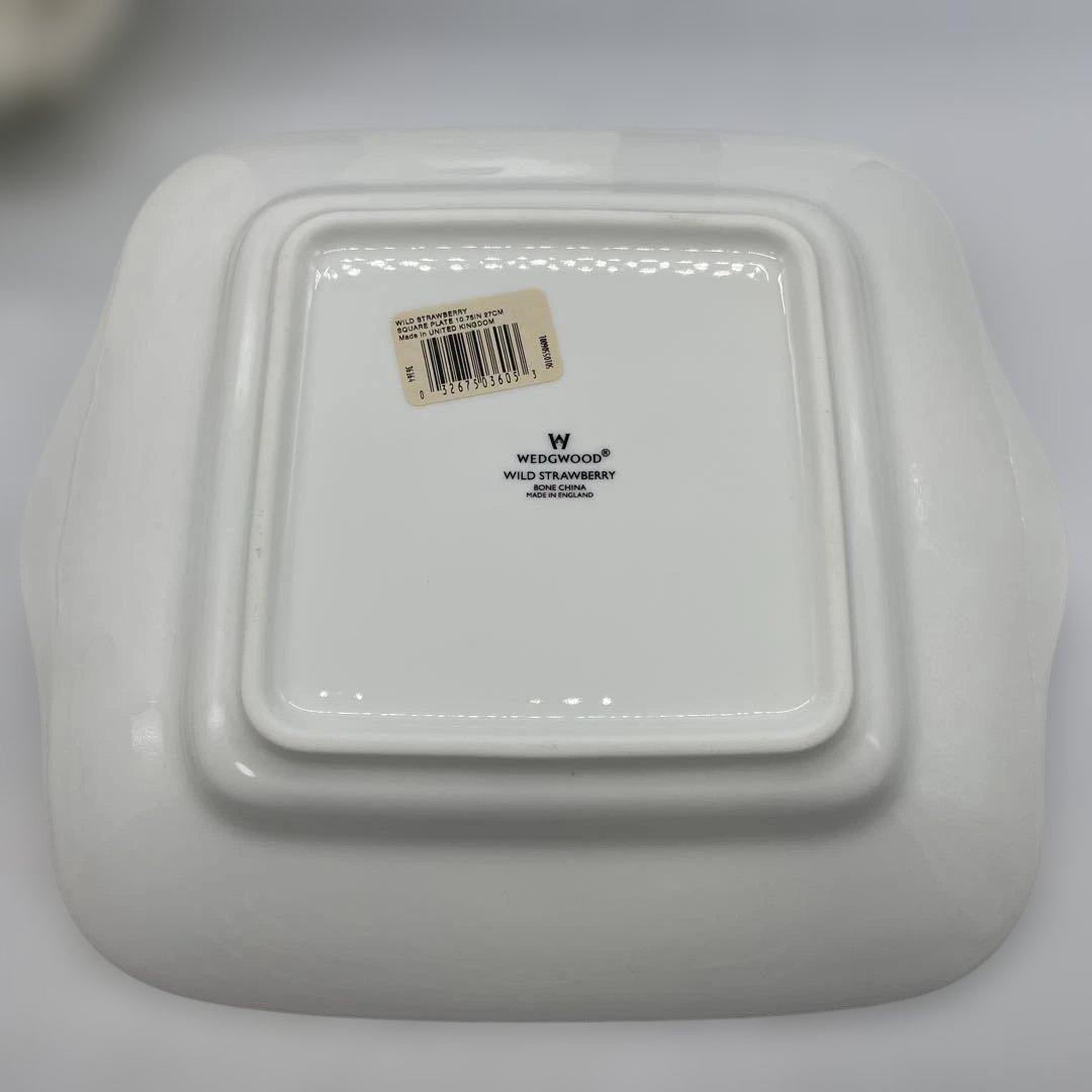 ウェッジウッド　ワイルドストロベリー　カップ&ソーサー2　プレート1　ボウル6