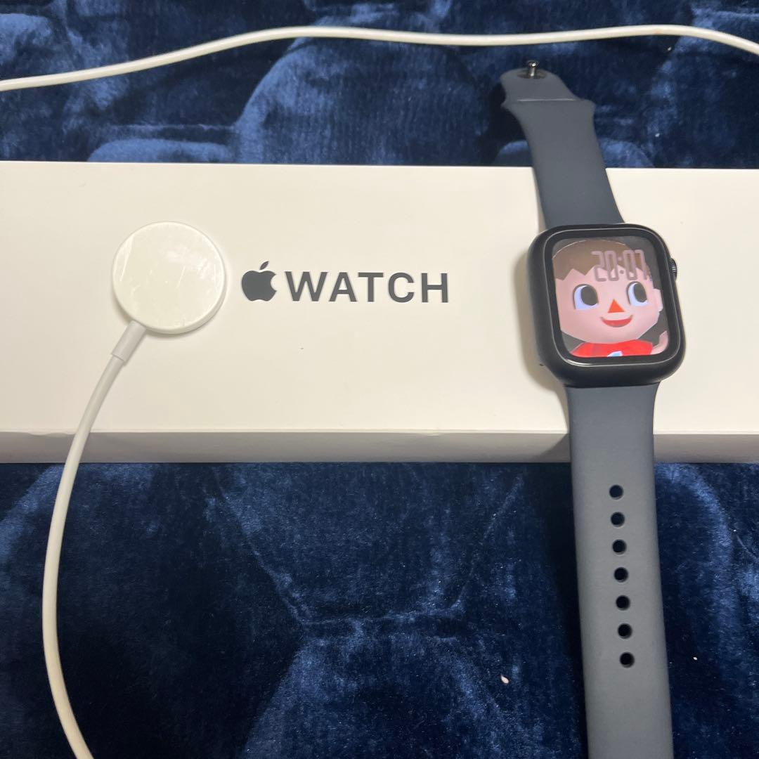 最大容量100％　Apple WatchSE第二世代GPSモデル40mm　黒