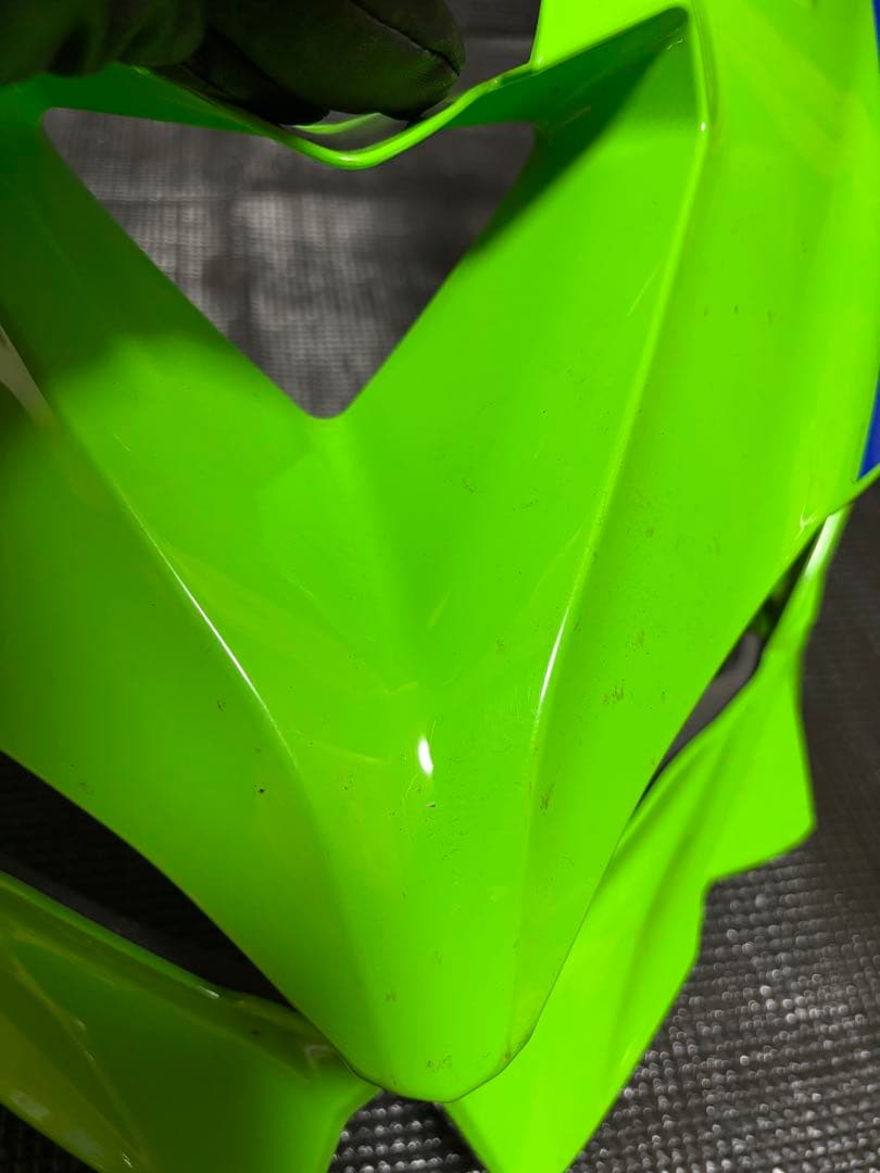 Kawasaki Ninja ZX-25R 純正アッパーカウル