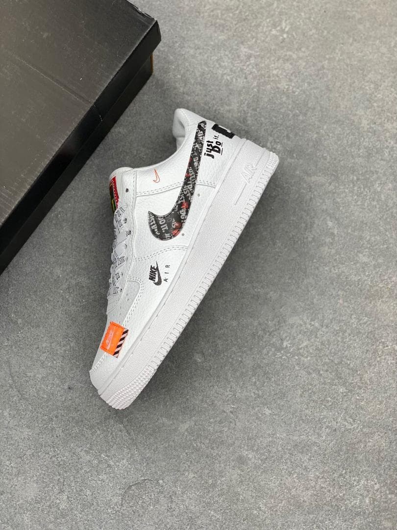 靴 Nike Air Force 1 Low Premium Just Do It