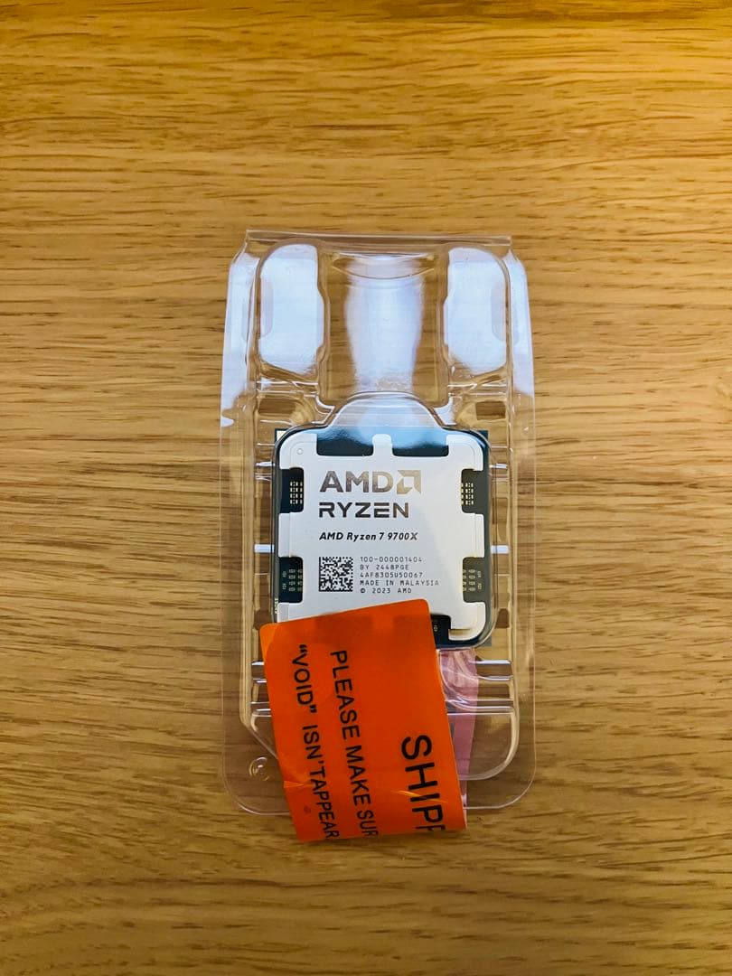 新品　AMD Ryzen 7 9700X 動作保証