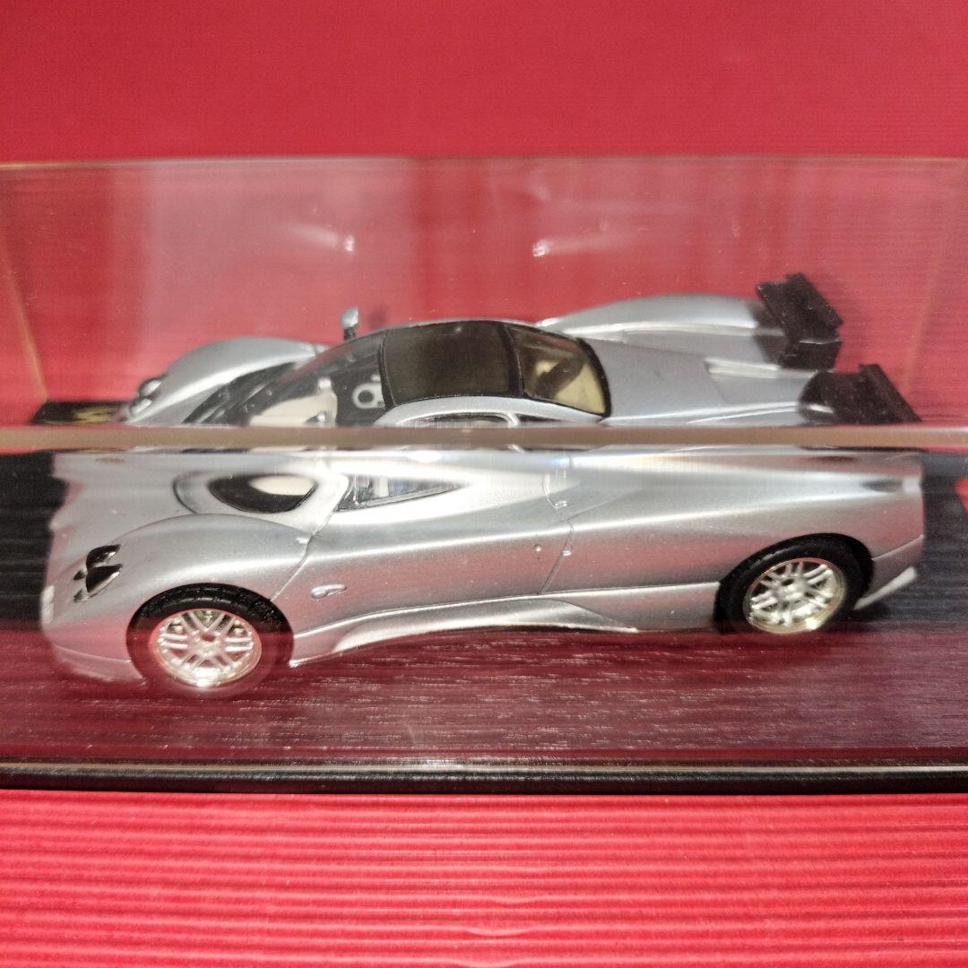 スパークモデル 1/43『パガーニゾンダ C12 7.3/シルバー』未開封品