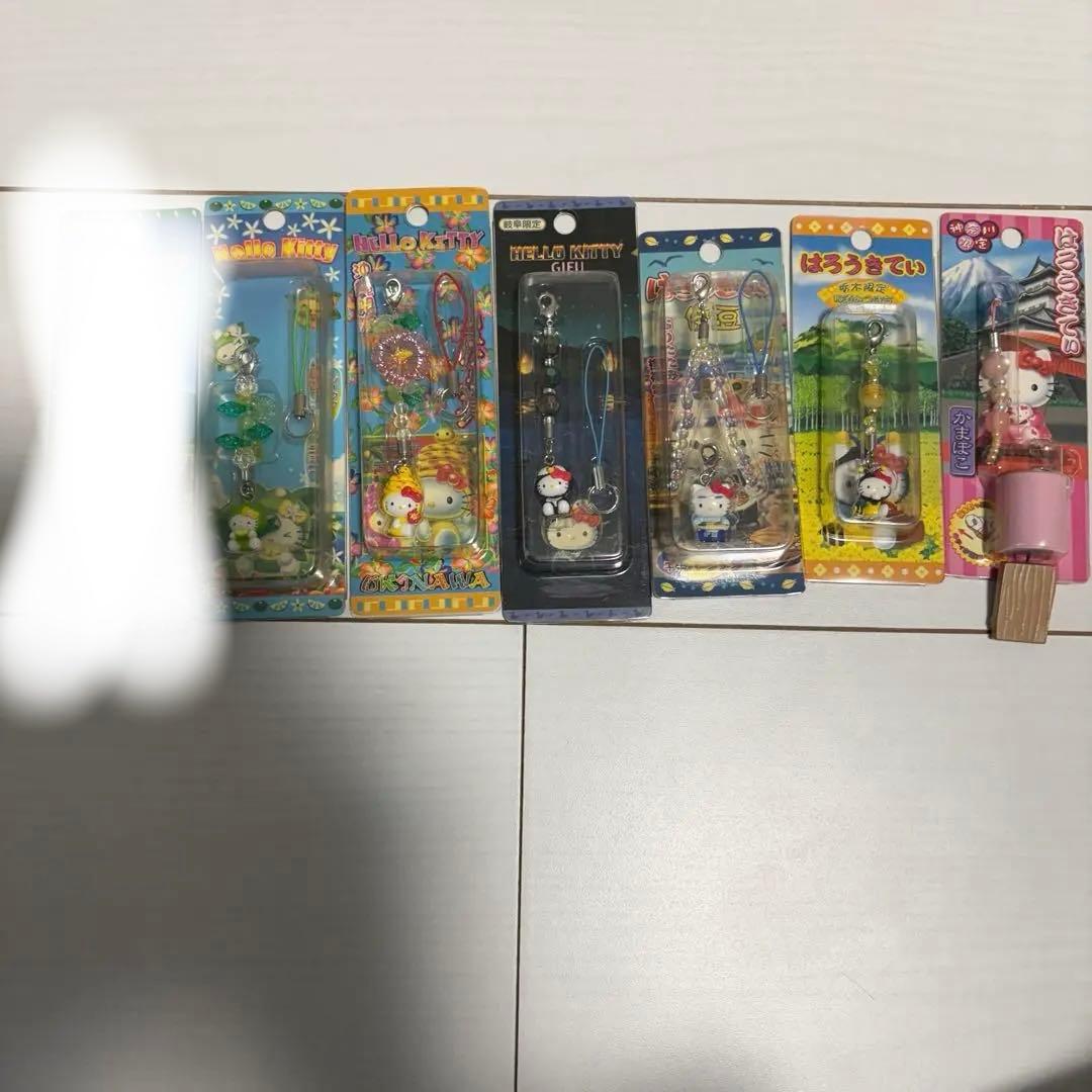 l*n様 キティちゃん ご当地ストラップ