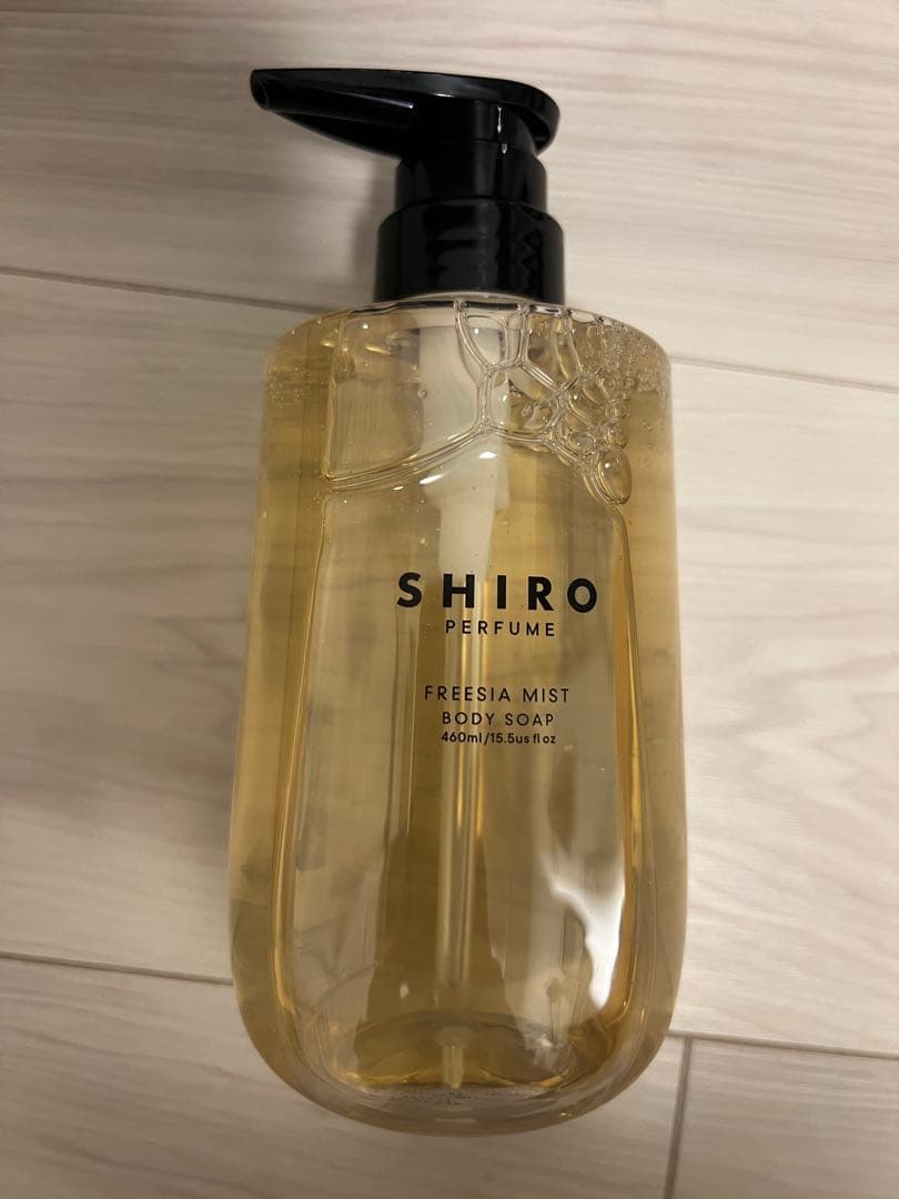 シロ　SIRO FREESIA MIST ボディソープ　フリージア ミスト