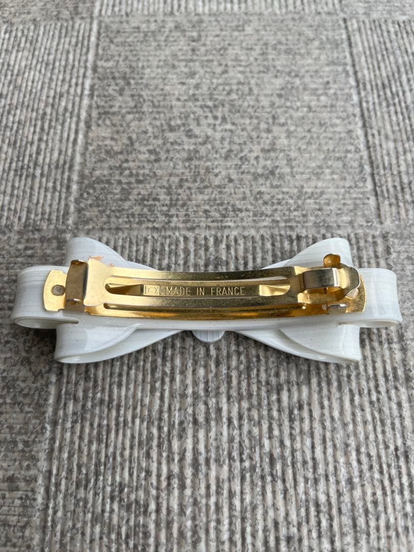 アレクサンドルドゥパリ ヘアアクセサリー　ホワイトリボン