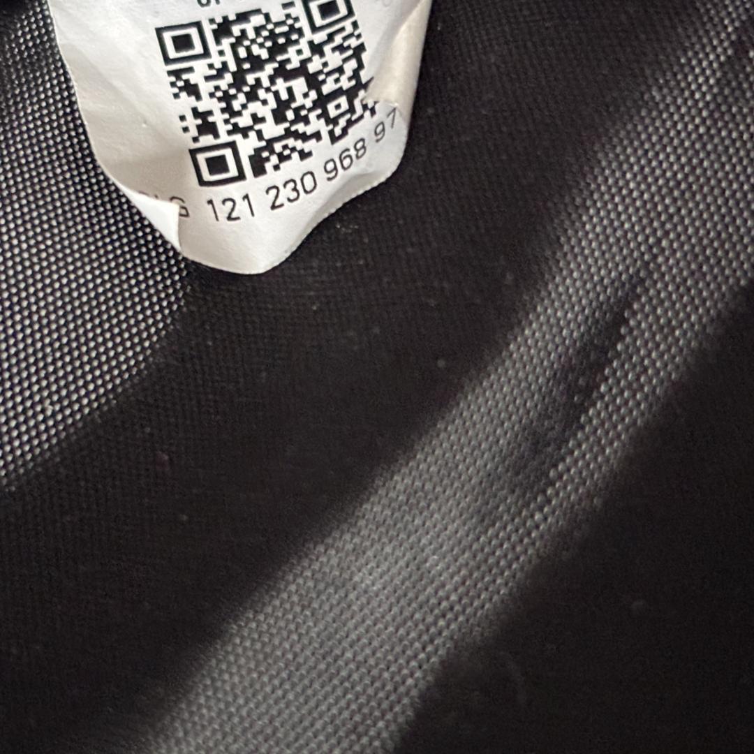 【超人気・未使用近】ディーゼル/ウエストバッグ/クロスボディー/オーバルD/黒