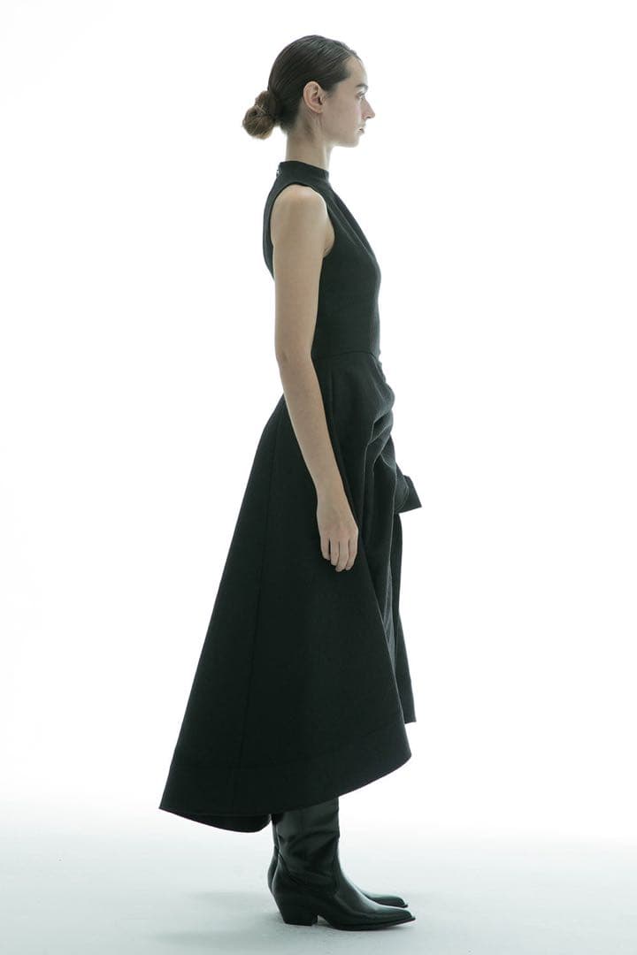 ワンピース THEREDTHREAD V slit long dress fog